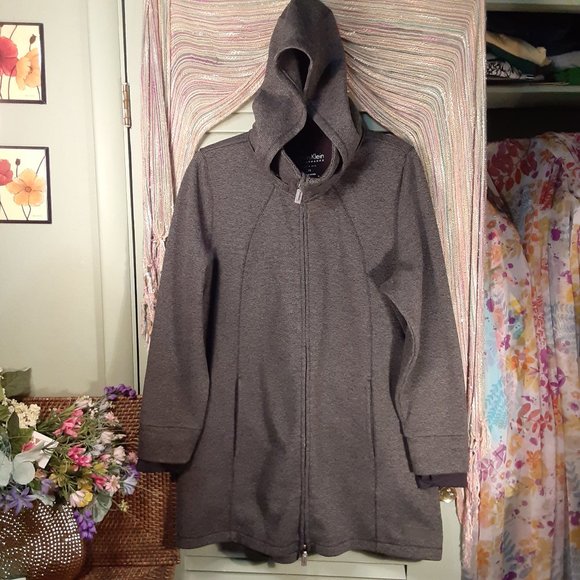 Calvin Klein Jackets & Blazers - Calvin Klein Quick Dry Performance zip jacket 1X